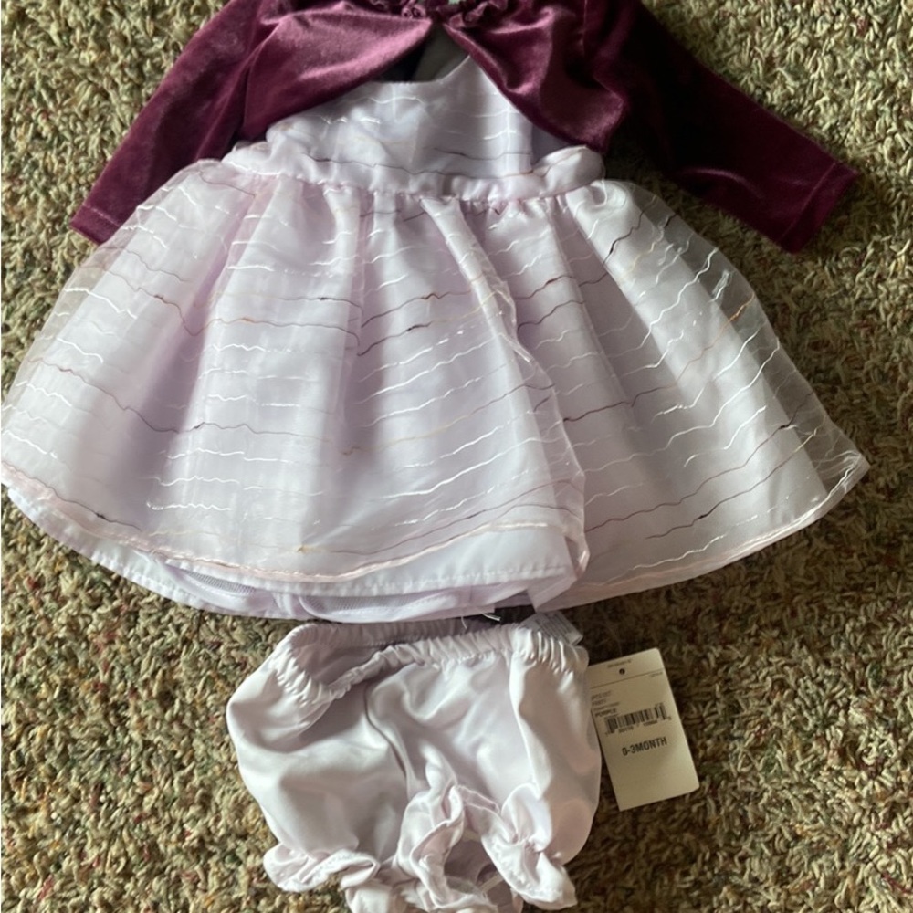 Dress - Picture 3 of 4